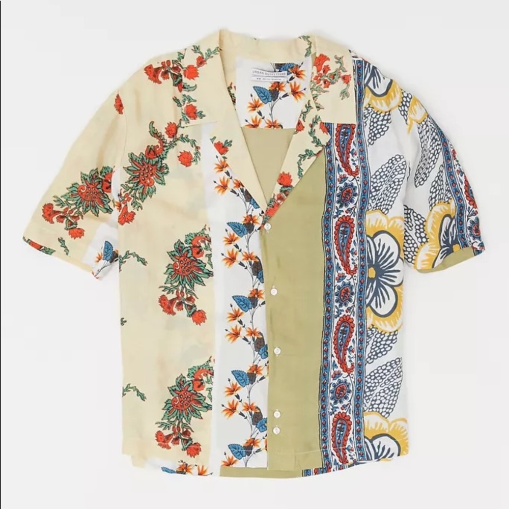 NEW Urban Outfitters Hayden Souvenir Top